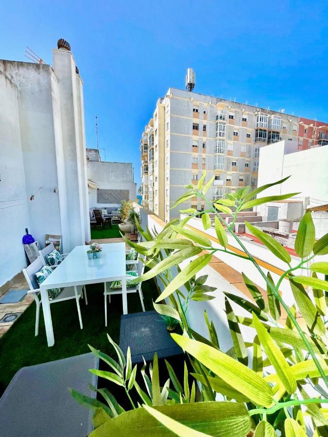 Gatu Premium Atico Caleta , Preferente Mayores De 25 Anos Y Familias Cádiz Buitenkant foto
